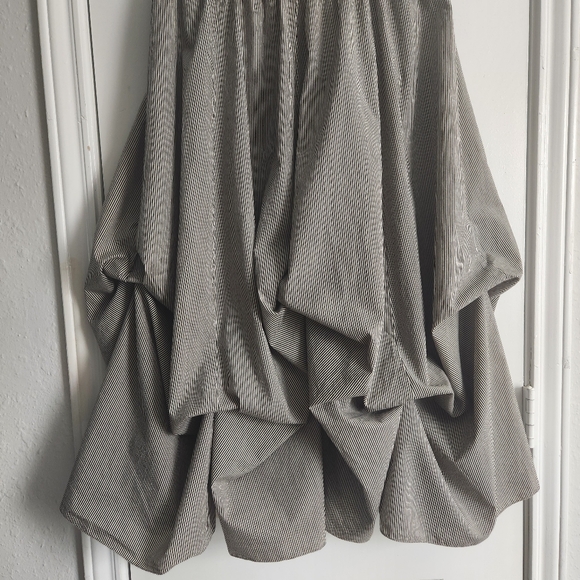 Solitaire Los Angeles Striped Skirt Size Medium - Picture 6 of 14